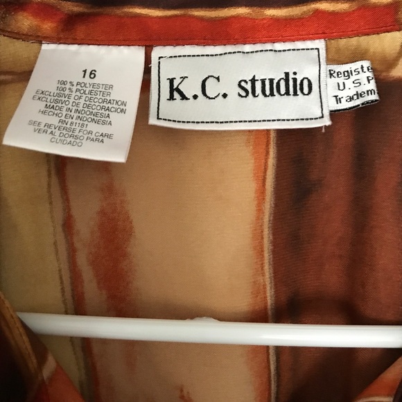 K.C Studio Blouse - Picture 3 of 4